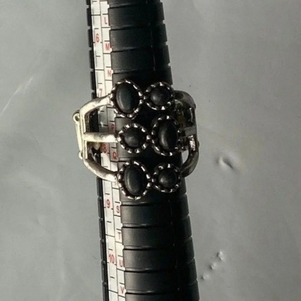 Womens Silver Tone Black Stone Cocktail Ring Size‎ 8